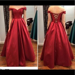 Red prom dress